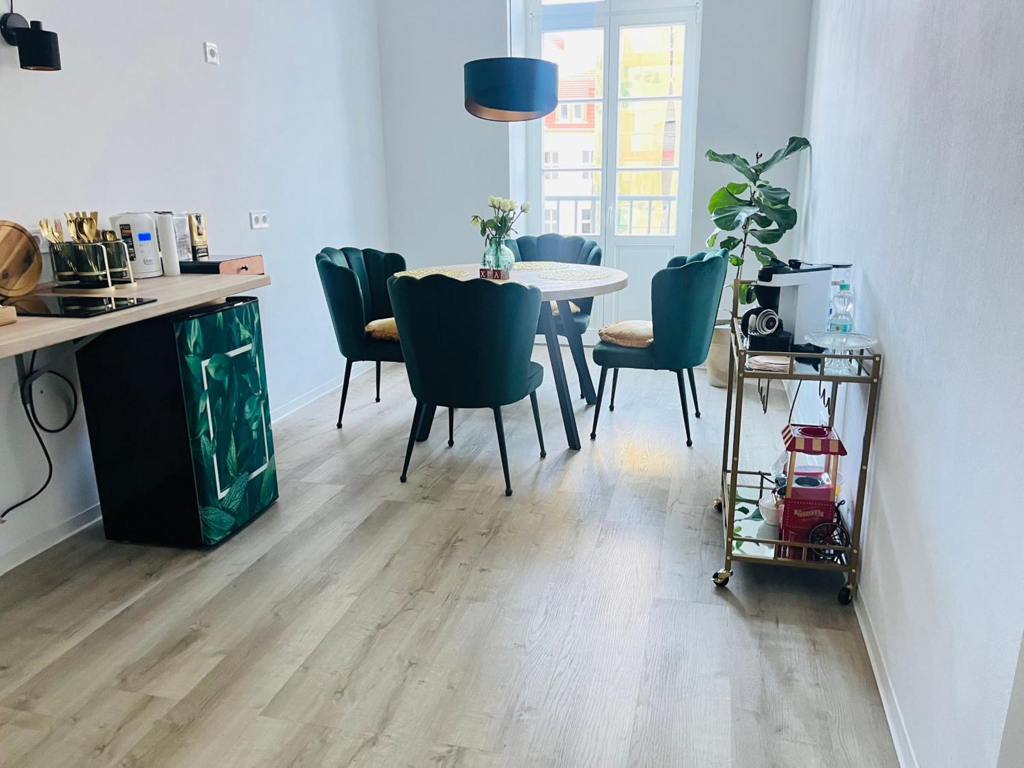 Filmap-Apartments-Zentrale Lage-Boxspringbett-Beamer-Popcorn-Gratis Parkplatz Görlitz Buitenkant foto