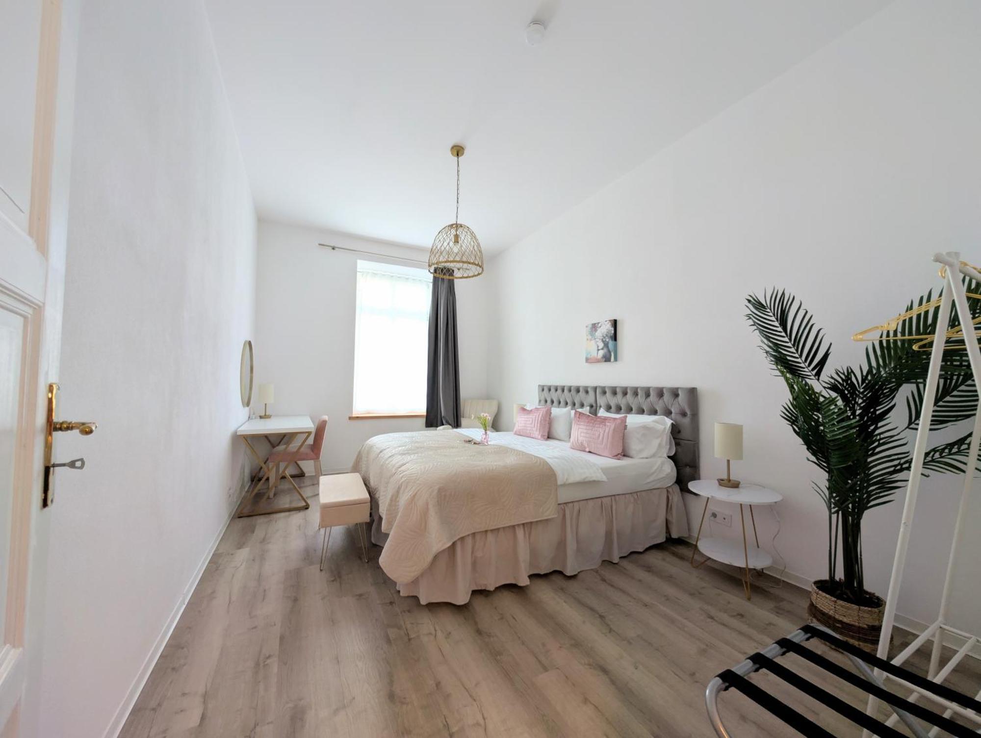 Filmap-Apartments-Zentrale Lage-Boxspringbett-Beamer-Popcorn-Gratis Parkplatz Görlitz Buitenkant foto